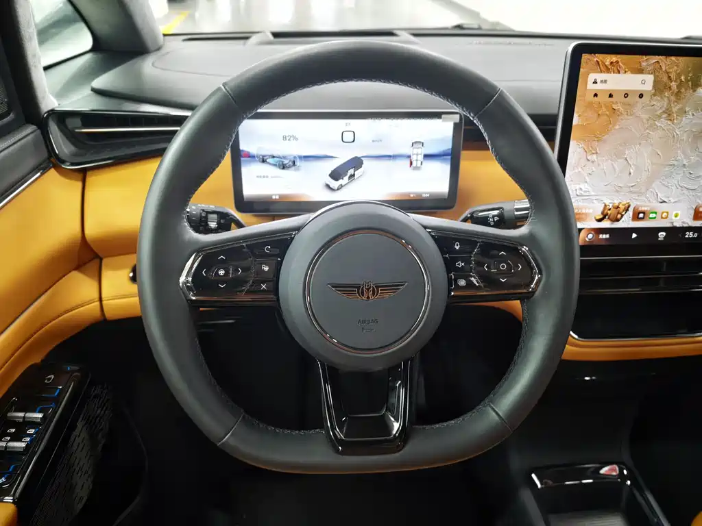 Geely Galaxy L380 2024 140 6 мест Ultra