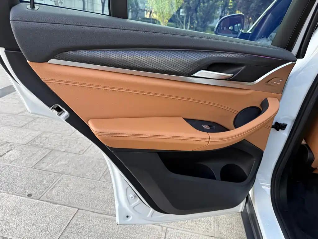 BMW X4 — миниатюра 30
