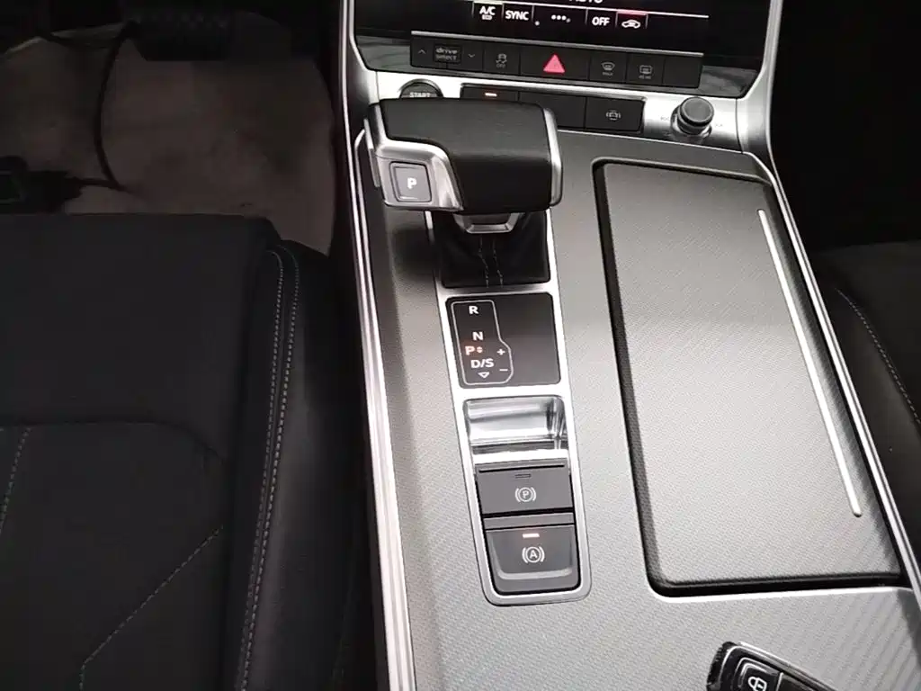 Audi A7L — миниатюра 14