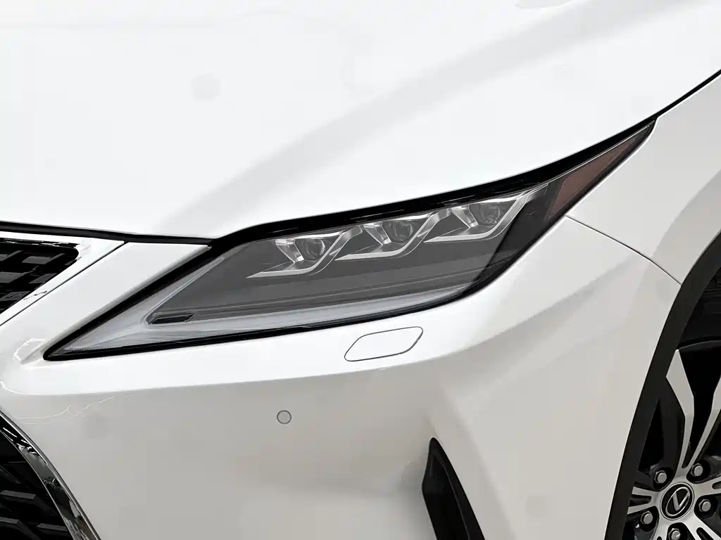 Lexus RX — миниатюра 12
