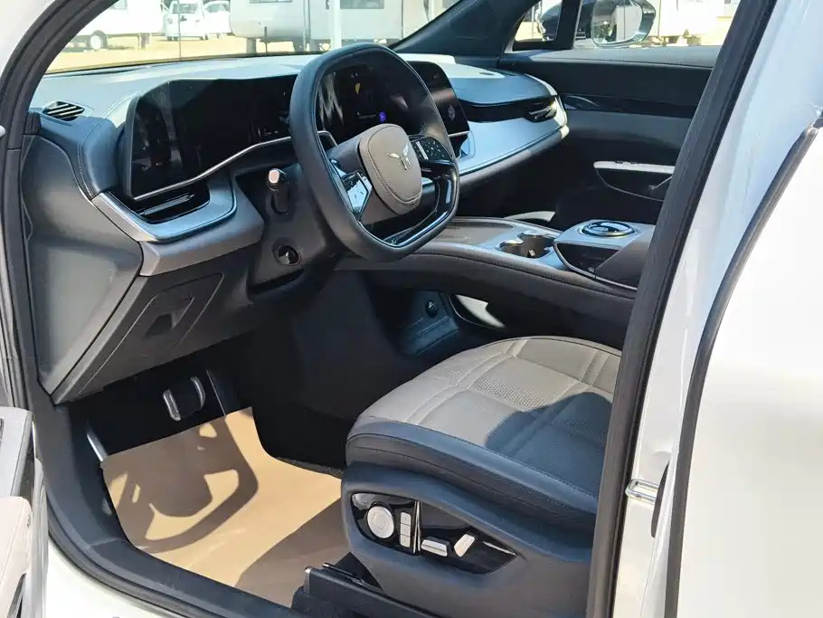 Hongqi Hongqi Tiangong 08 — миниатюра 9
