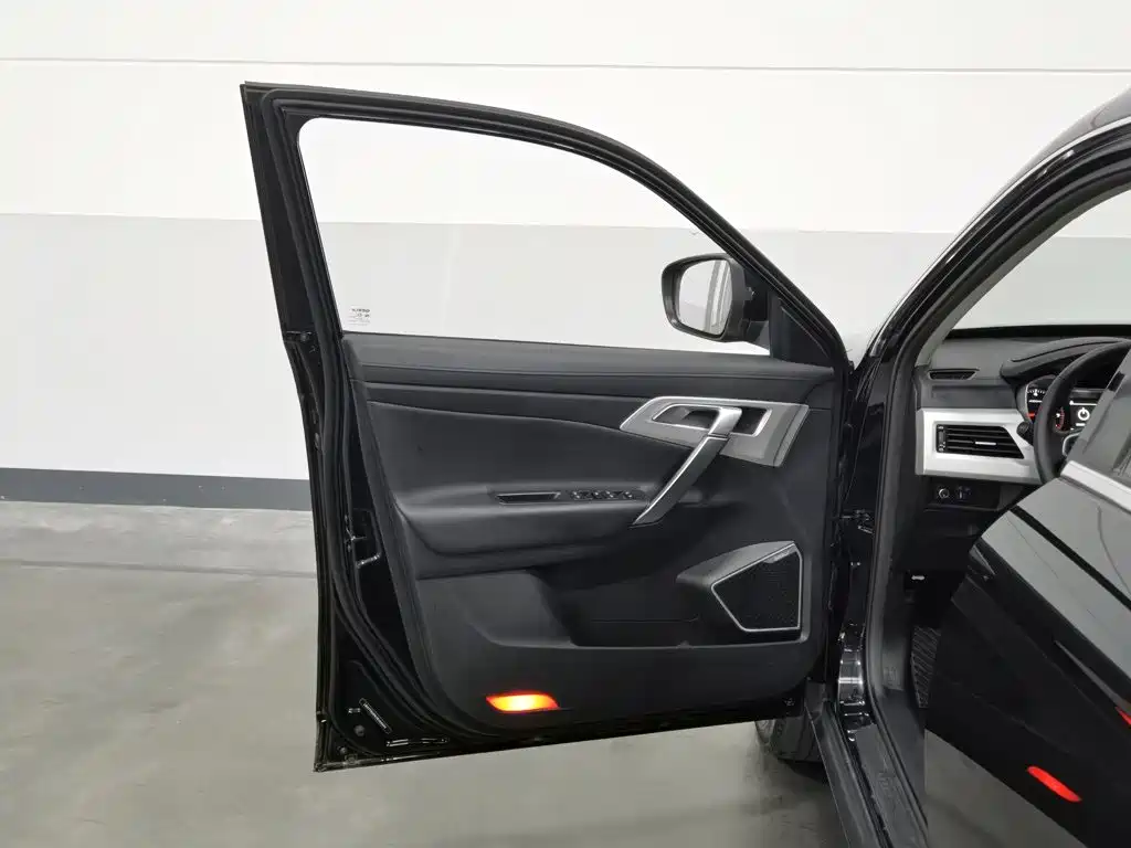 Geely Boyue — миниатюра 8