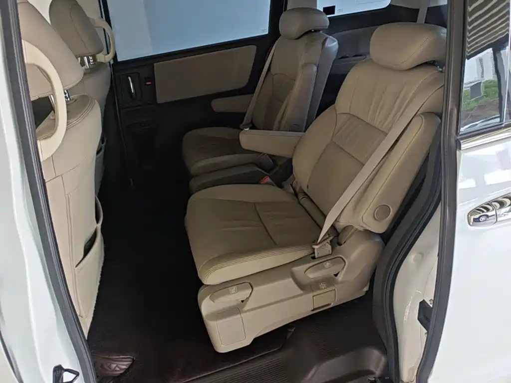 Honda Odyssey — миниатюра 17
