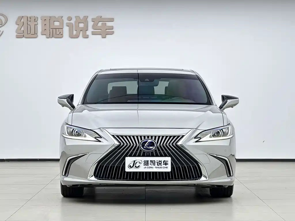 Lexus ES — миниатюра 2