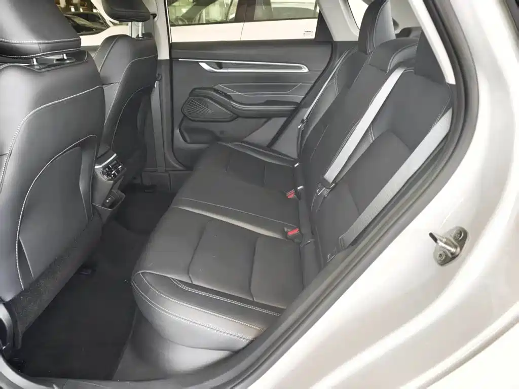 Geely Emgrand — миниатюра 17