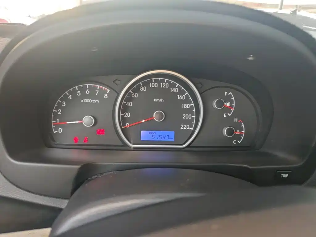 Hyundai Elantra — миниатюра 12