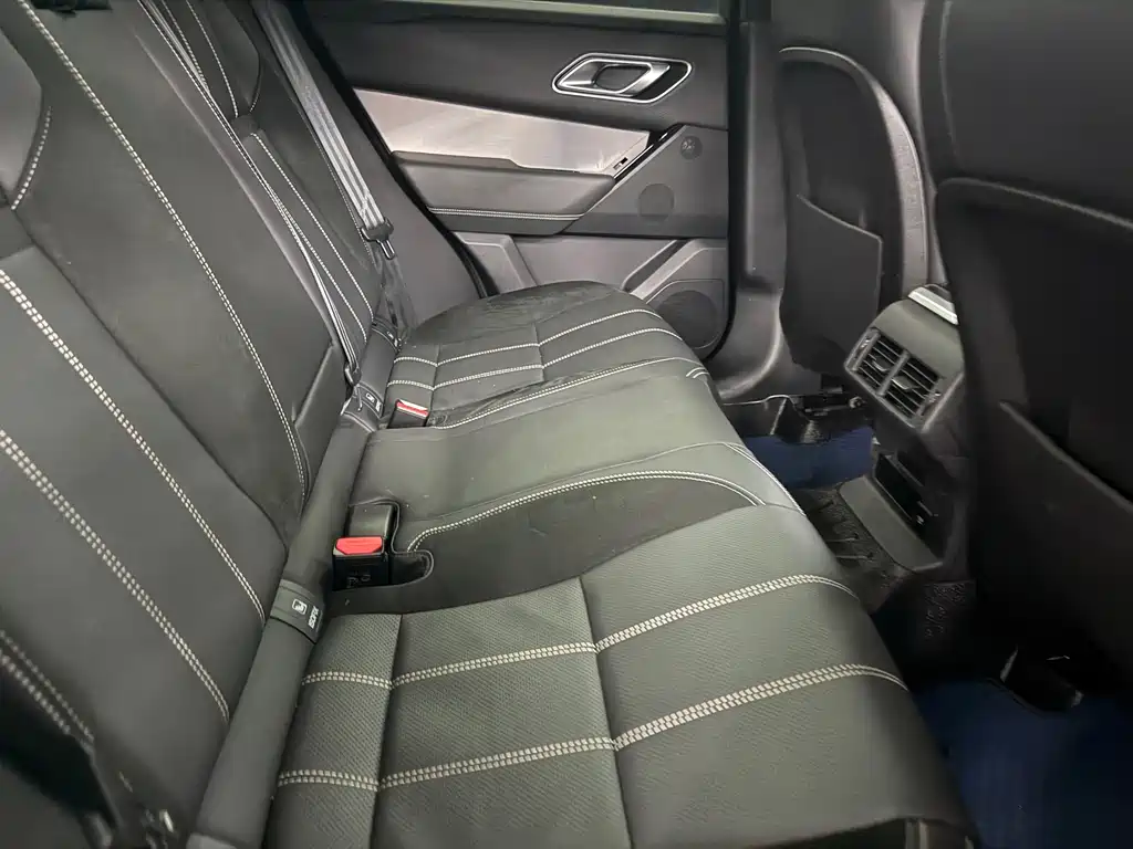 Land Rover Velar — миниатюра 7