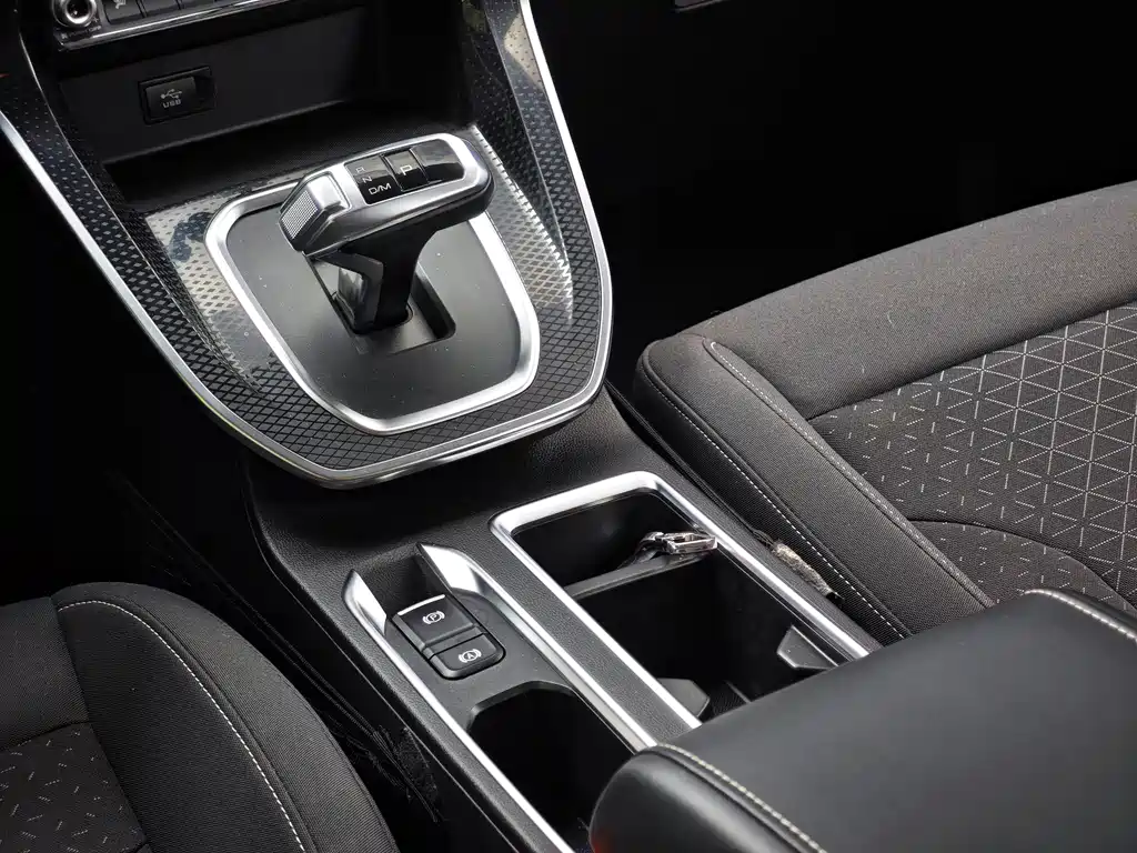 Haval M6 — миниатюра 20