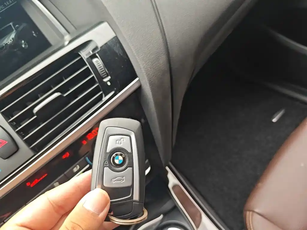 BMW X4 — миниатюра 9