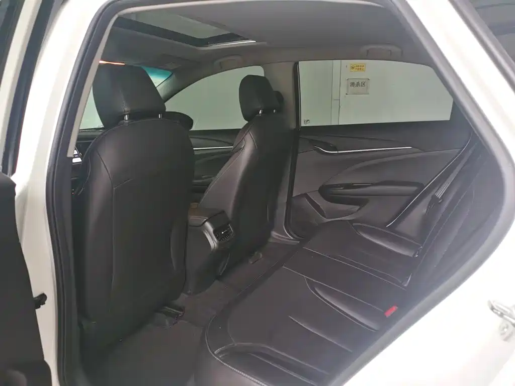 Buick Excelle — миниатюра 9