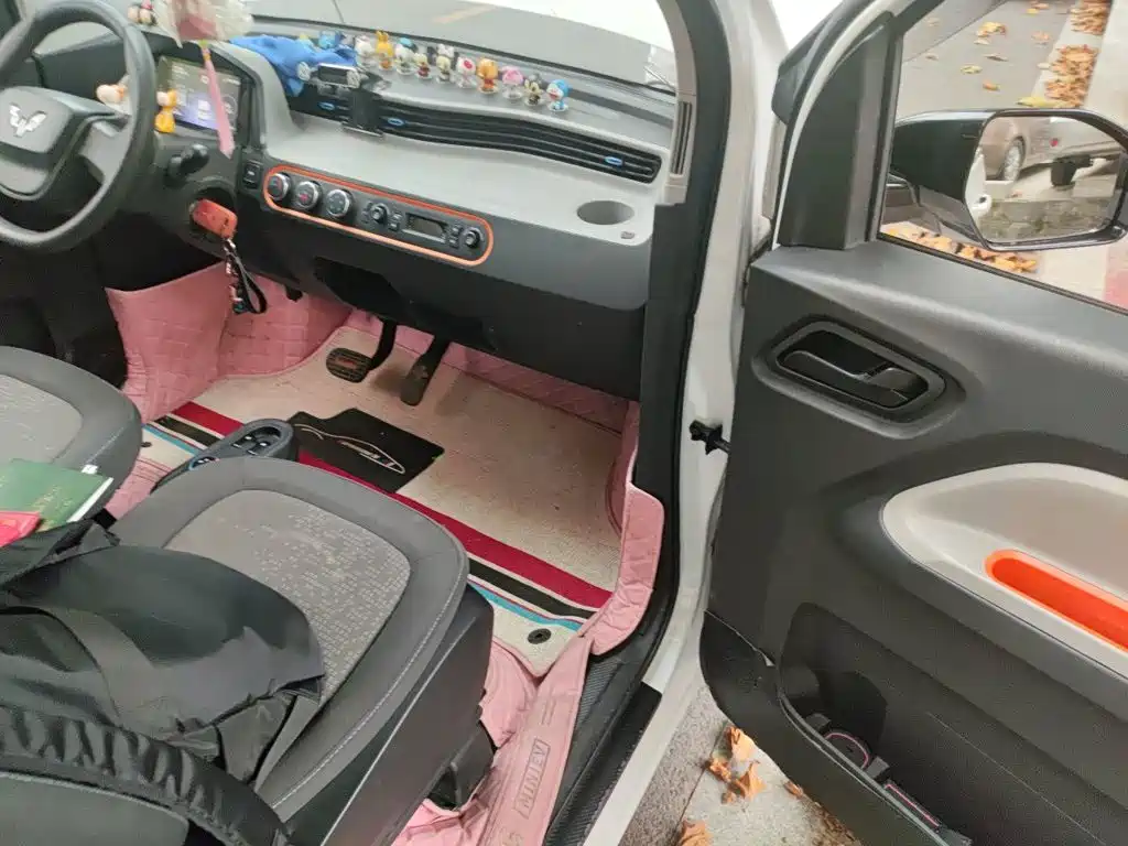 Wuling MINIEV — миниатюра 19