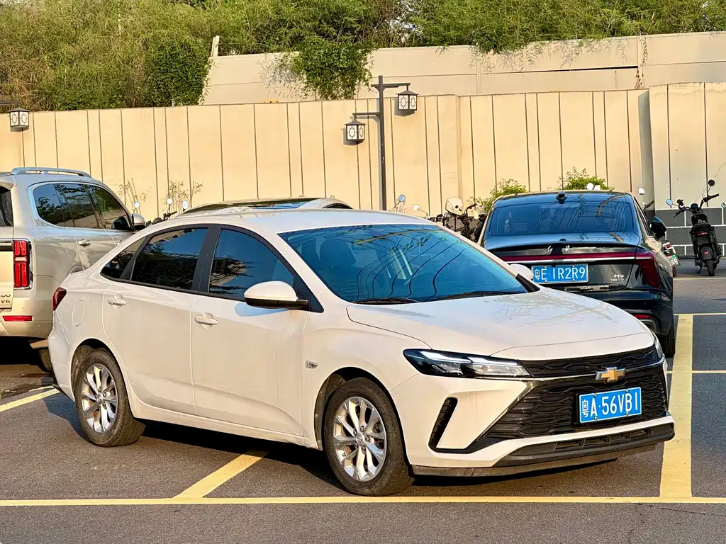 Chevrolet Monza — миниатюра 3
