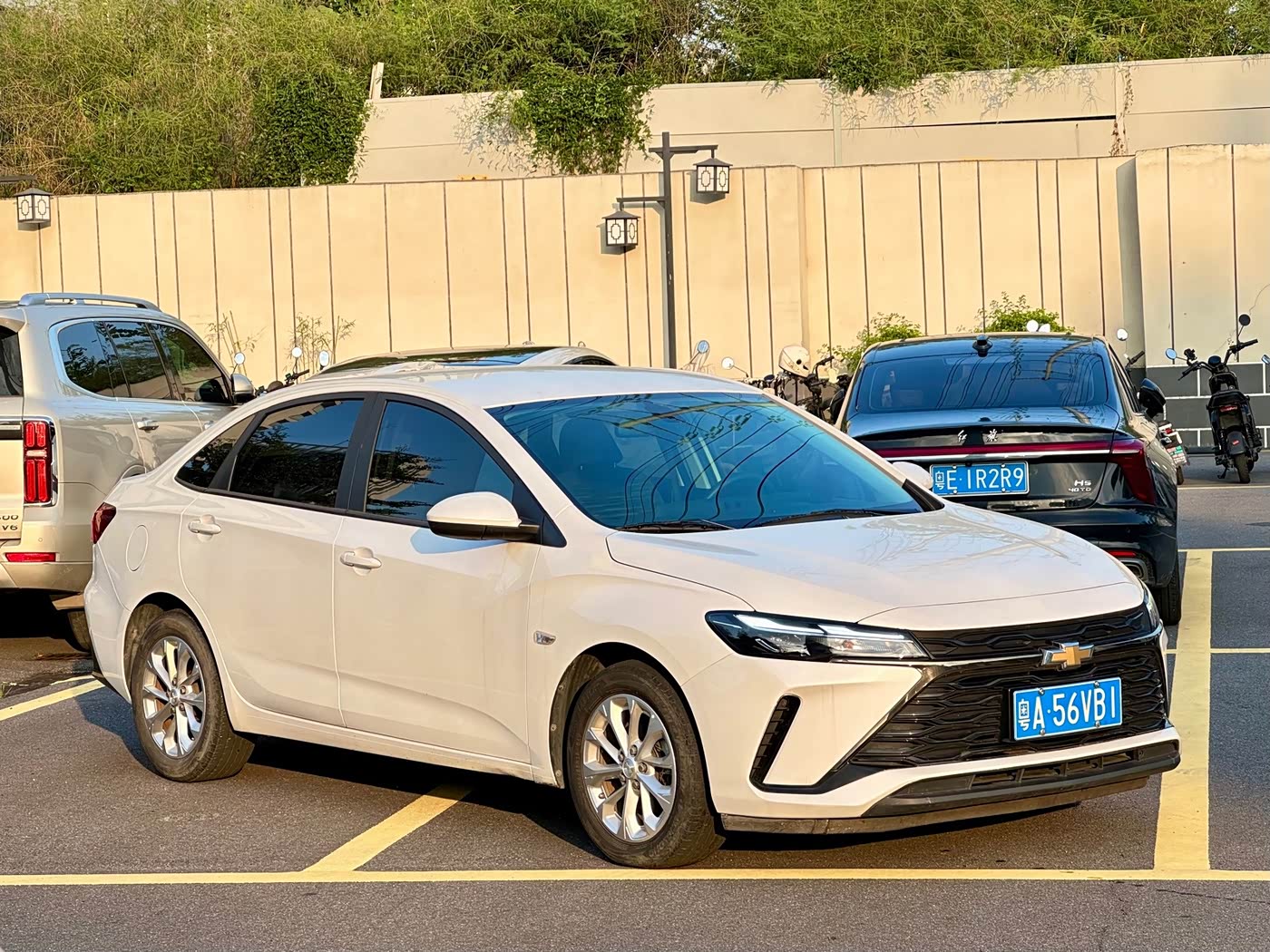 Chevrolet Monza 1.5 л 2024 г. Белый, пробег 26000 км