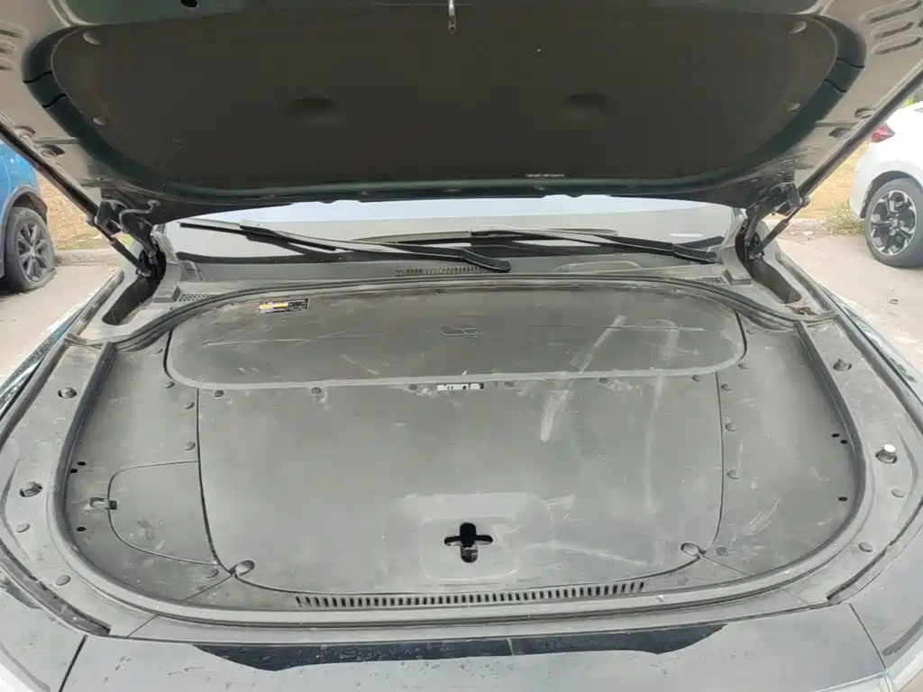 Li Auto Li ONE — миниатюра 20