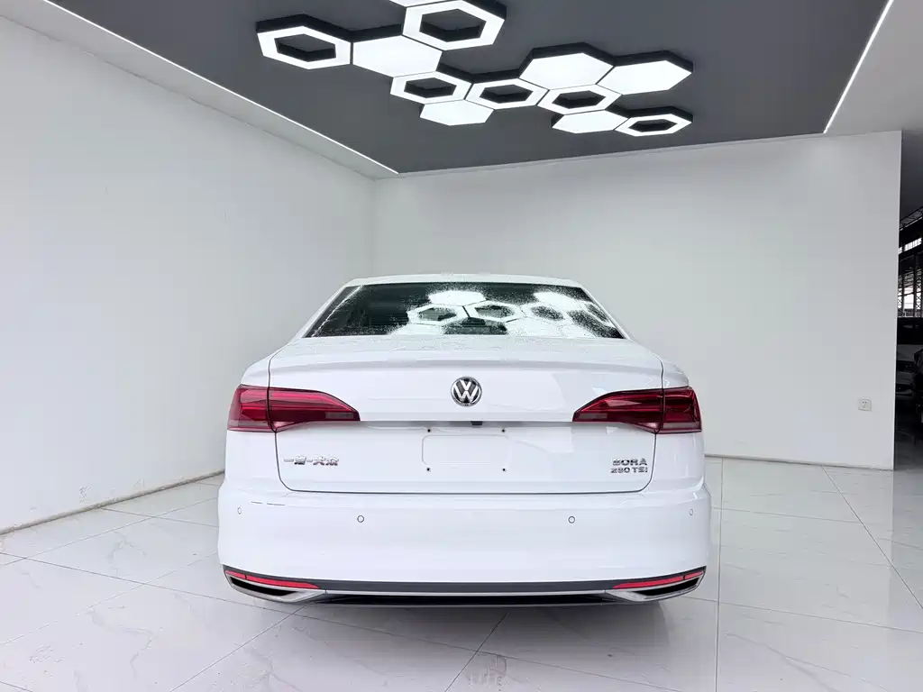 Volkswagen Bora — миниатюра 8