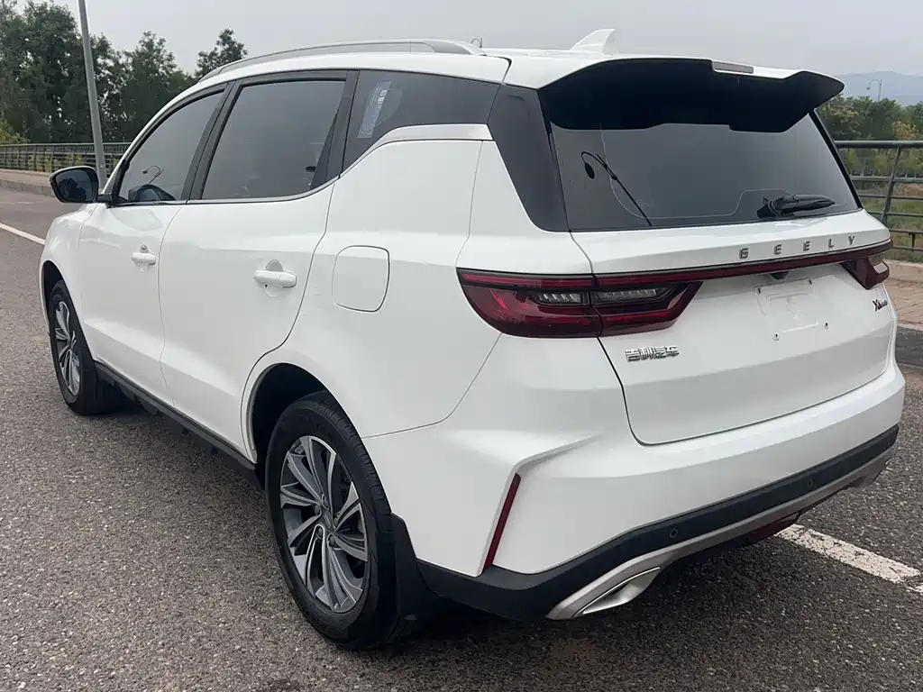 Geely Vision X6 — миниатюра 9