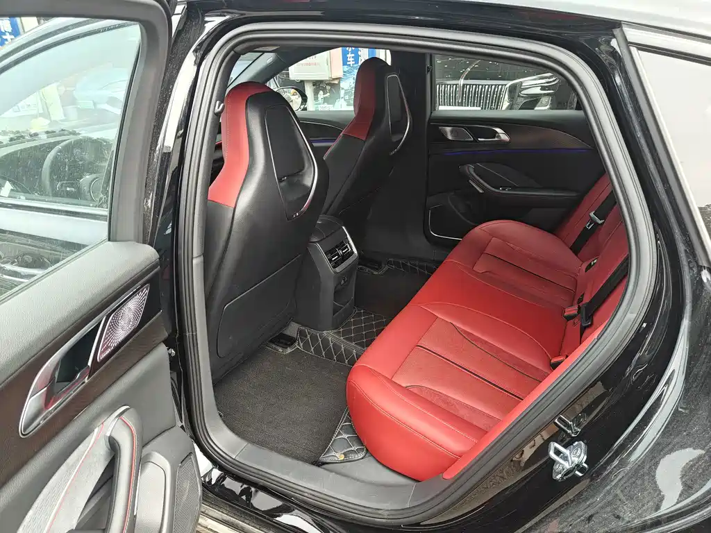 Hongqi Hongqi H6 — миниатюра 6
