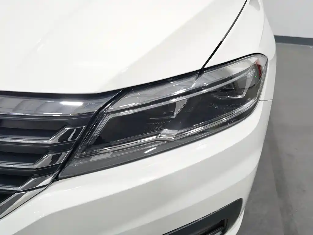 Volkswagen Lavida — миниатюра 7
