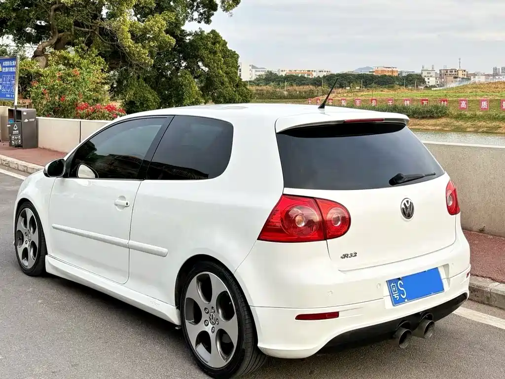 Volkswagen Golf 2006 GTI 2.0T