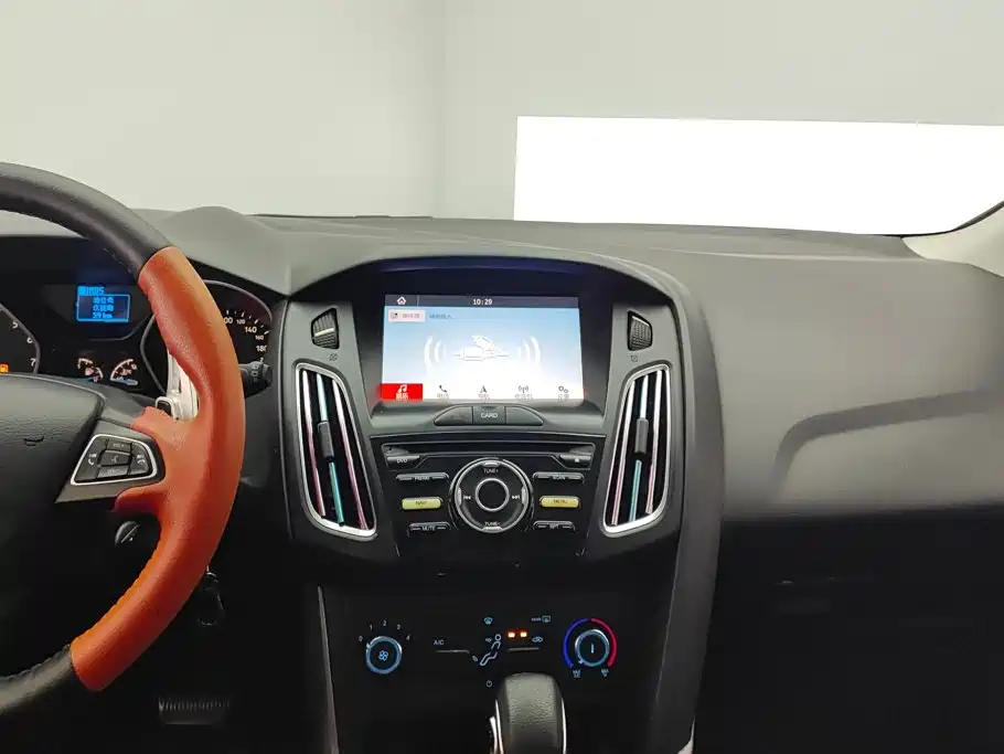 Ford Focus — миниатюра 13