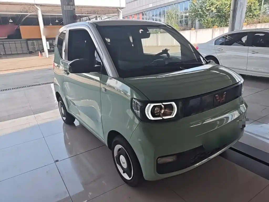 Wuling MINIEV — миниатюра 4