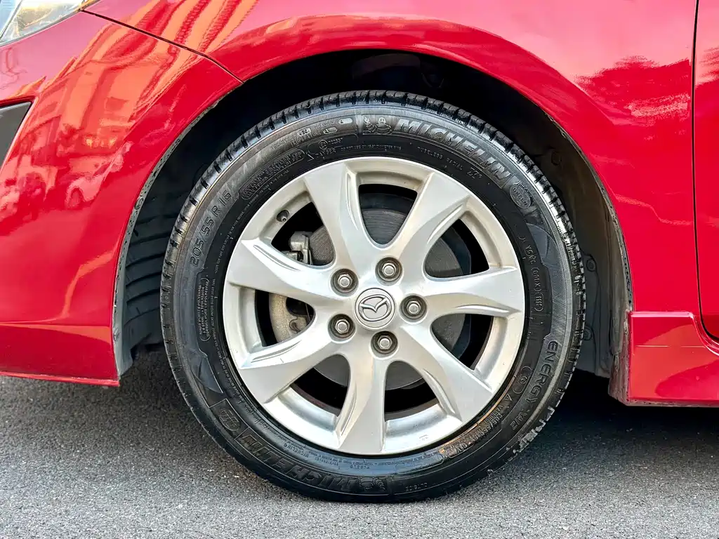 Mazda 3 (Import) — миниатюра 8