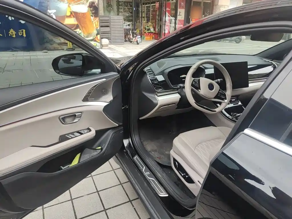BYD Han — миниатюра 12