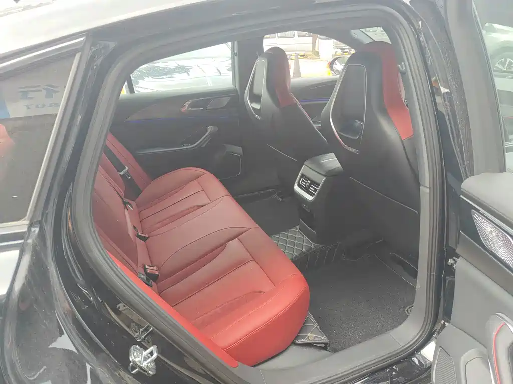 Hongqi Hongqi H6 — миниатюра 5