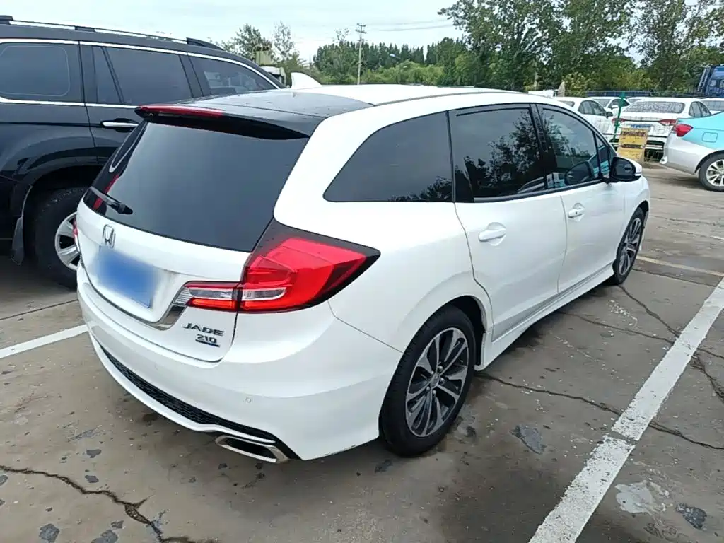 Honda Jade — миниатюра 7