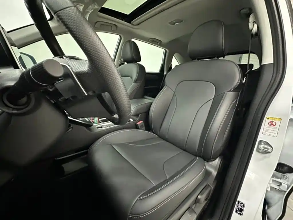 Haval M6 — миниатюра 13