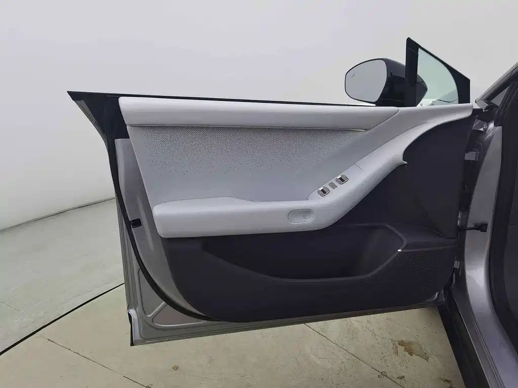 XPeng P7+ — миниатюра 11