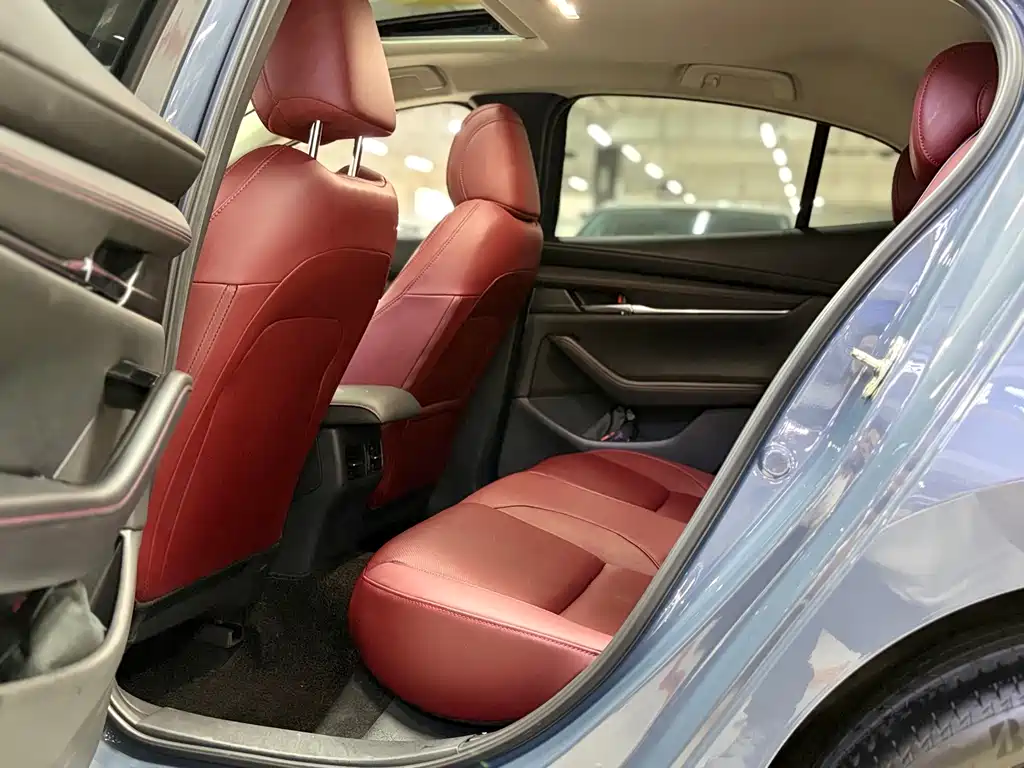 Mazda 3 Axela — миниатюра 5