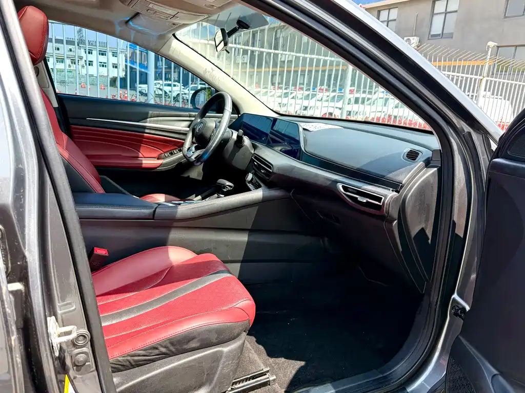Changan Eado 2021 PLUS NE 1.4T GDI DCT Flagship