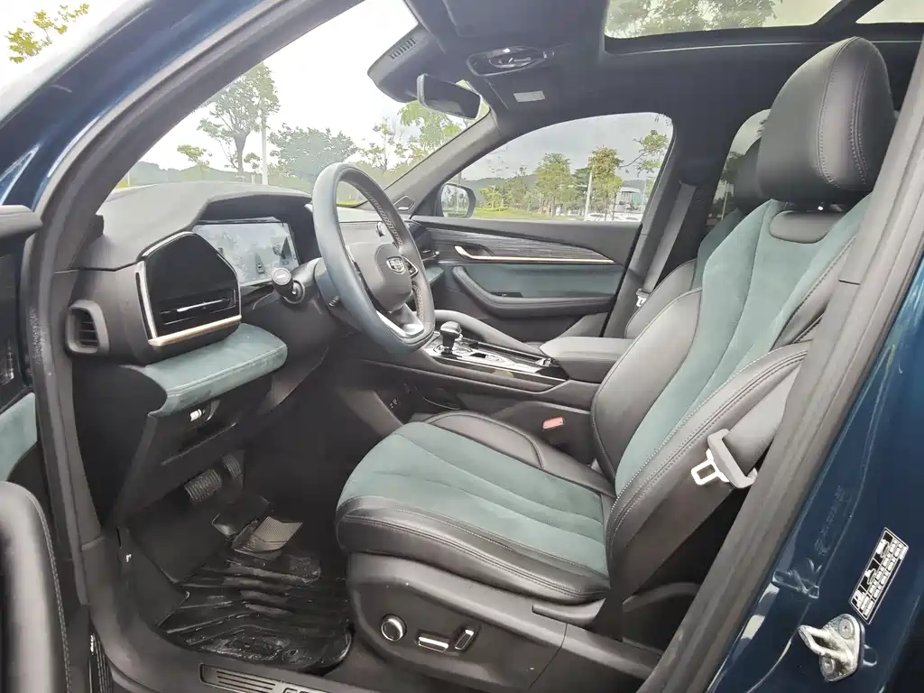 Geely Monjaro L 2021 2.0TD AT Flagship