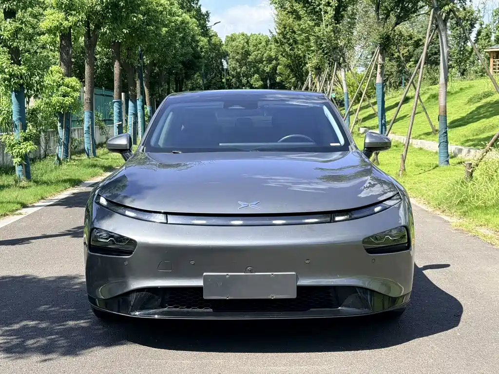 XPeng P7 — миниатюра 2