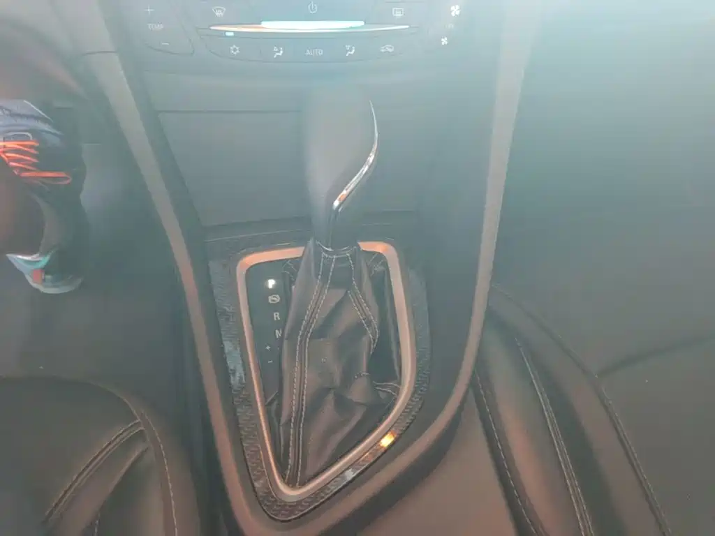 Buick Excelle — миниатюра 14