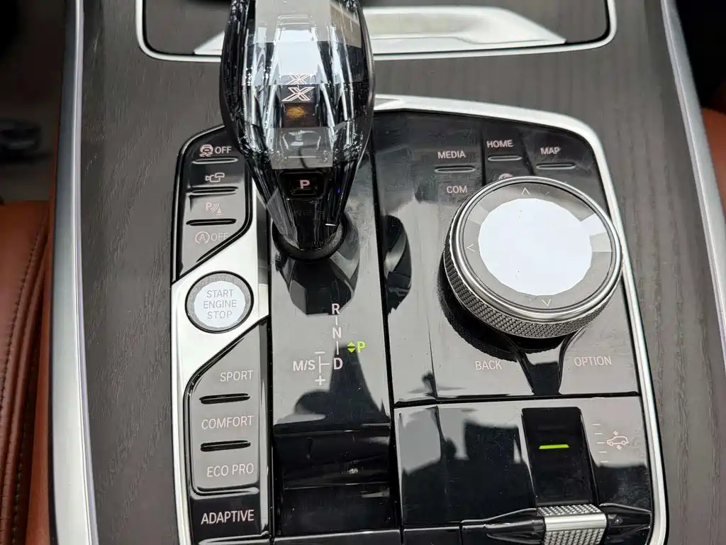 BMW X7 — миниатюра 20