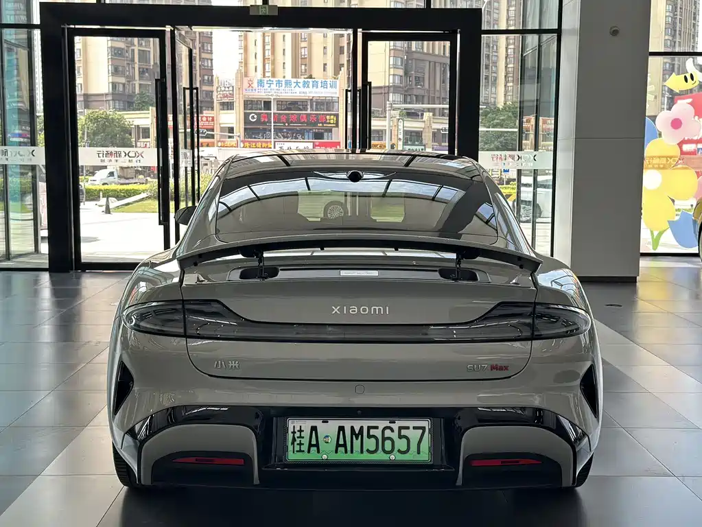 XIAOMI CAR XIAOMI SU7