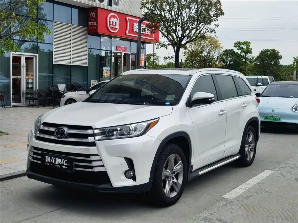 Toyota Highlander 2020