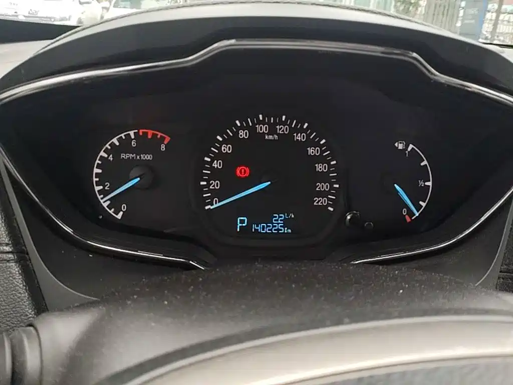 Ford Escort — миниатюра 16
