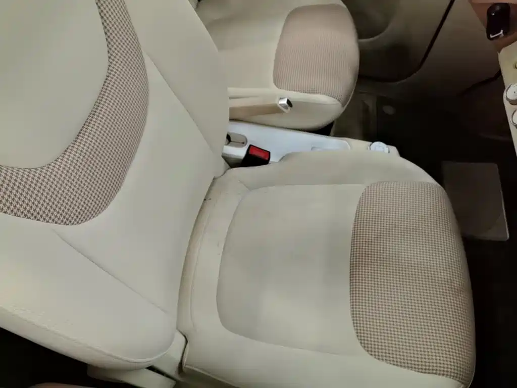 Wuling MINIEV — миниатюра 25