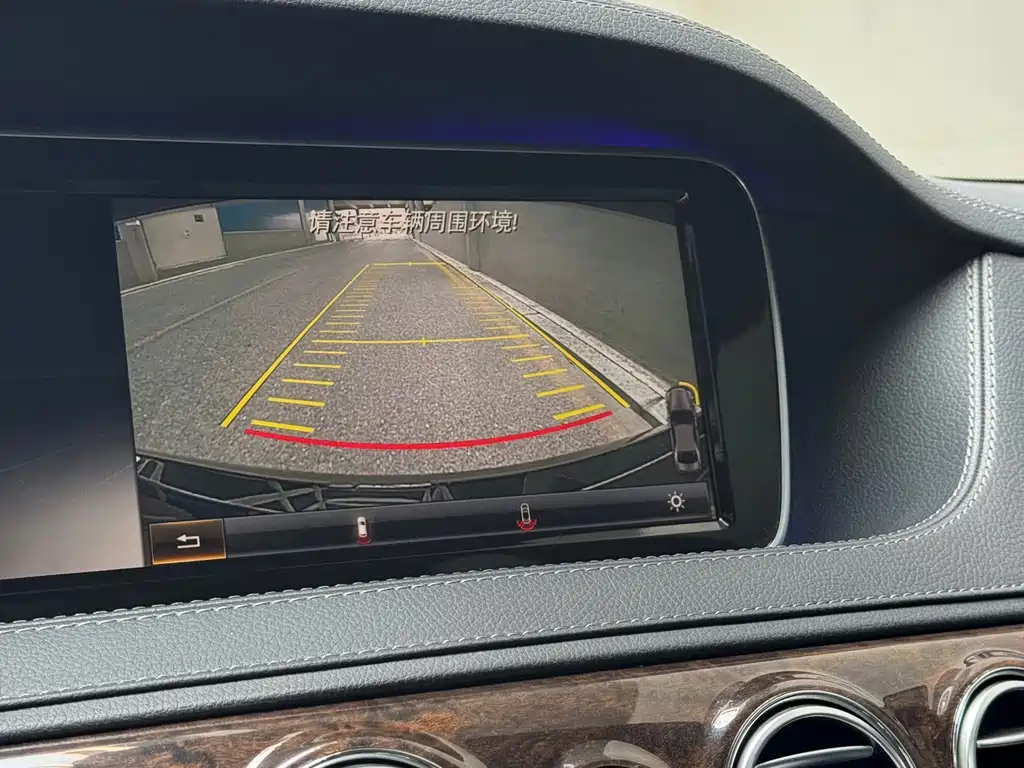 Mercedes-Benz S-Class — миниатюра 15