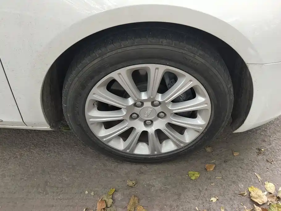 Cadillac XTS — миниатюра 6