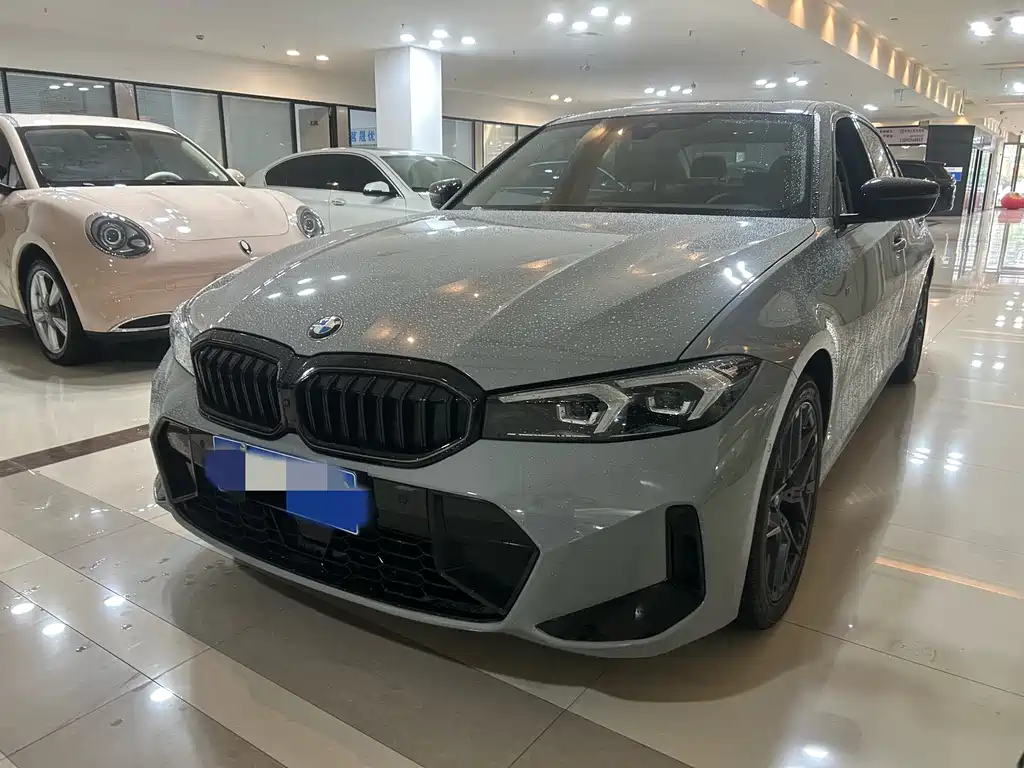 BMW 3 Series 2025 330i M Sport Night Package