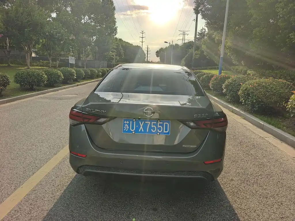 Nissan Sylphy — миниатюра 5