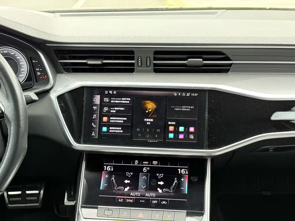 Audi A6L 2022 — фото 12
