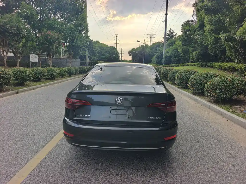 Volkswagen Sagitar — миниатюра 5