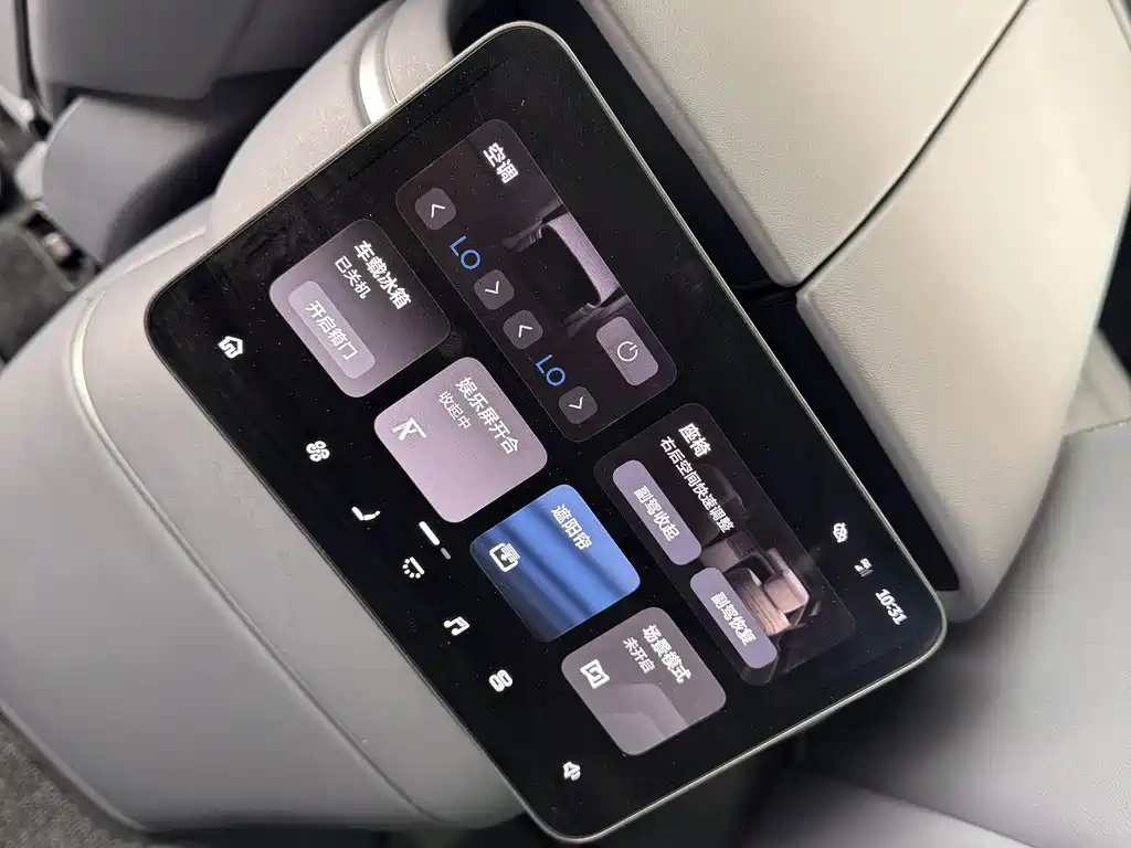 NIO ES8 — миниатюра 18