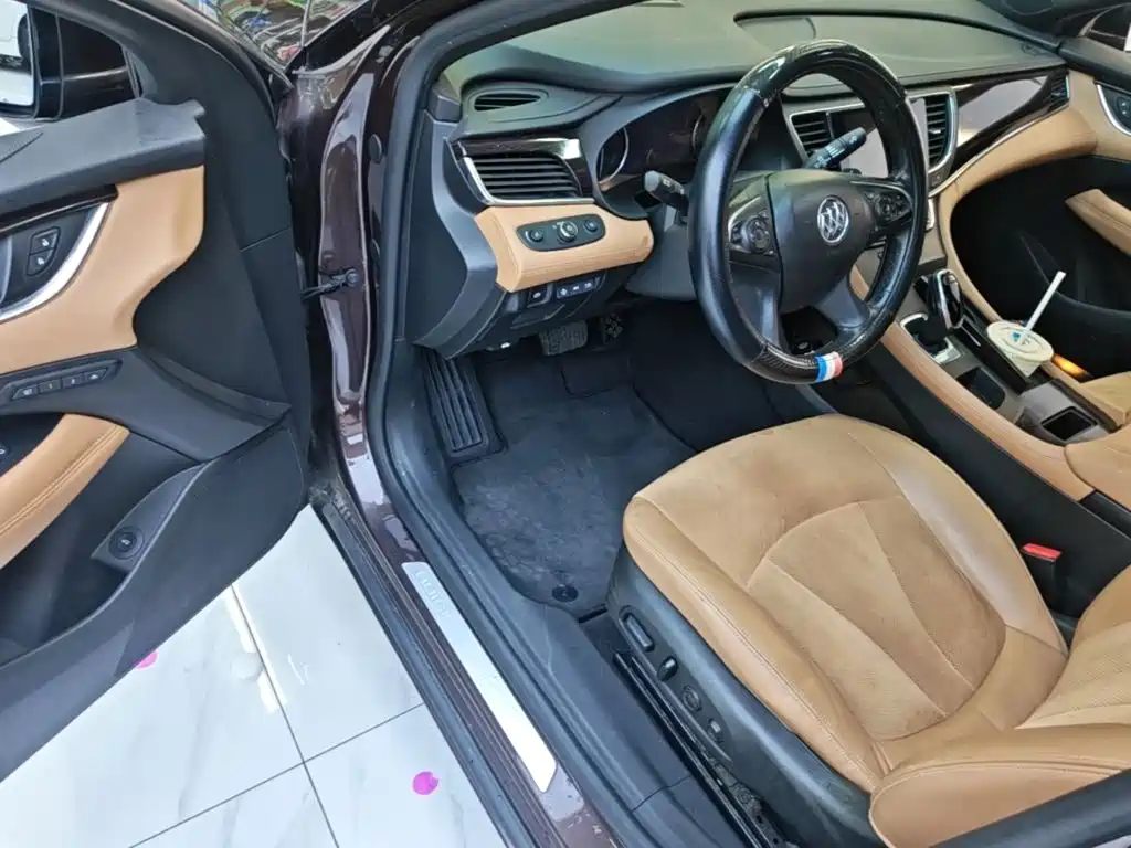 Buick LaCrosse — миниатюра 16