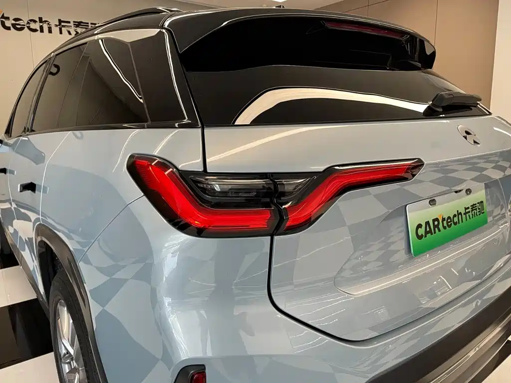 NIO ES6 — миниатюра 11